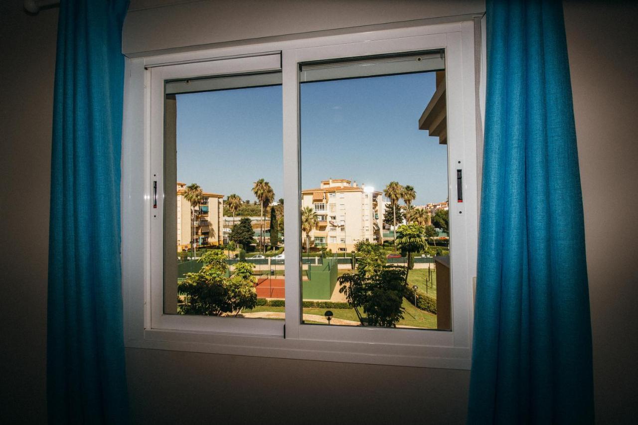 Espectacular residencial en 2a linea Piscina Tenis Algarrobo Costa Exterior foto